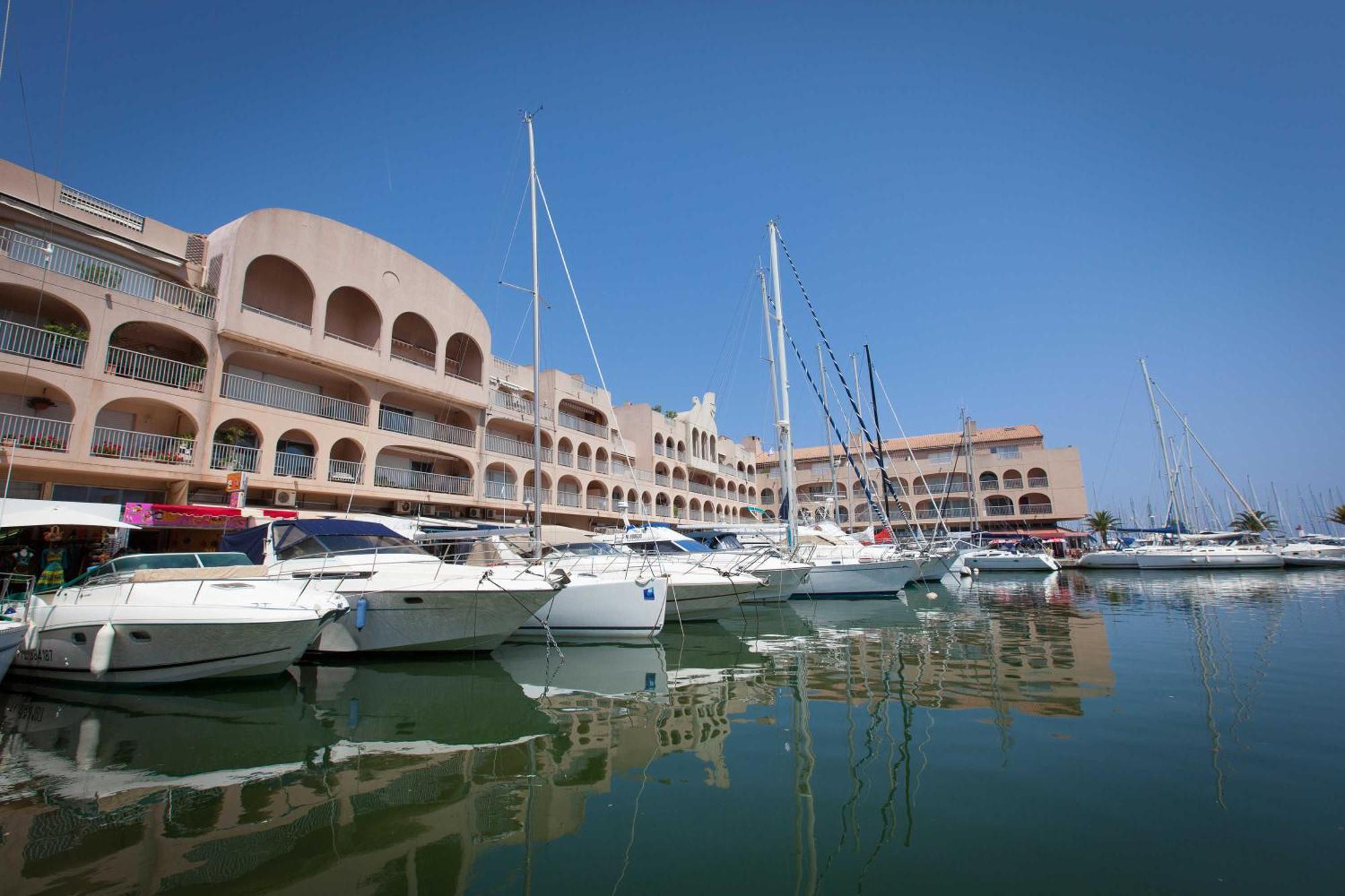 Port De Hyeres L'Etoile Marine Appartement Buitenkant foto